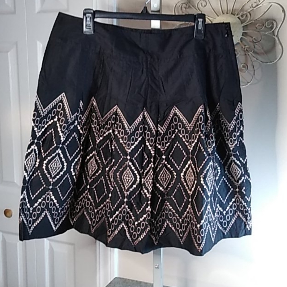 full skirt Gold Metallic embroidery Dana Buchman